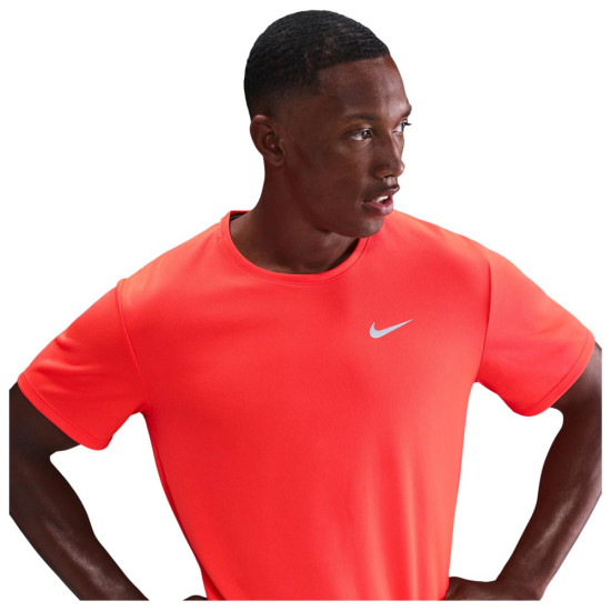 Nike Ανδρική κοντομάνικη μπλούζα Dri-FIT UV Miler Nike Ανδρική κοντομάνικη μπλούζα Dri-FIT UV Miler
